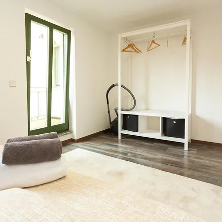 Fullhouse - Halle - R6 - Smarttv - Nespresso * Halle (Saale)